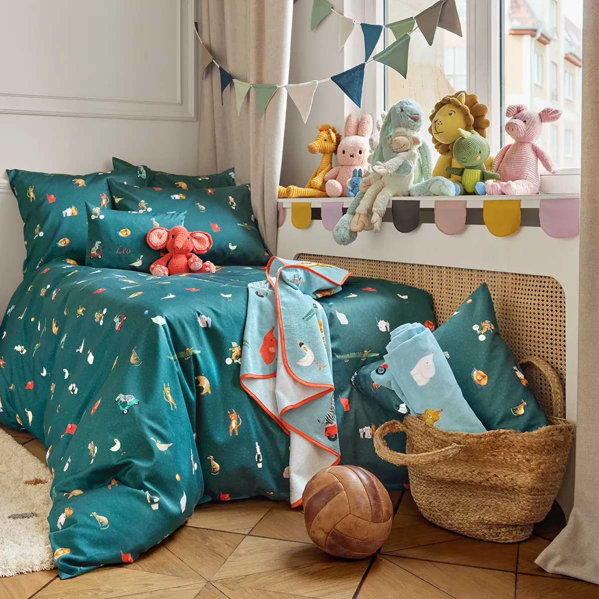 Party Leo Satin Bettwäsche in Petrol Party Leo Satin Bettwäsche in Petrol