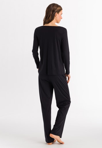 HANRO_Basic_070019_077932_3 Backside Moments Pyjama von HANRO