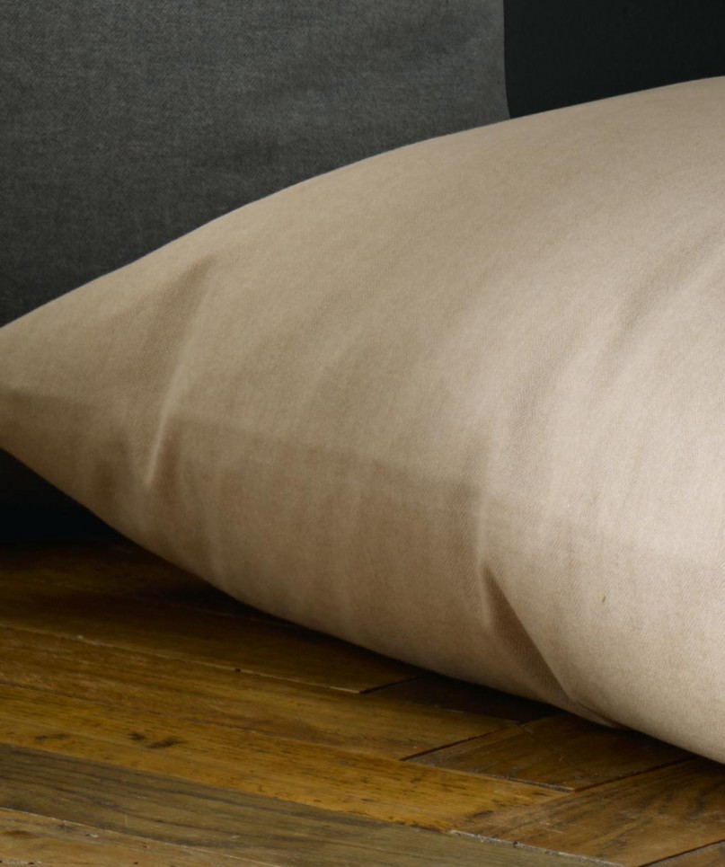 Detail-Flanell-Bettwasche-3089-7-beige Kissen Lech in Flanell Beige