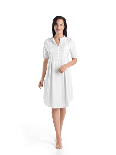 HANRO_Basic_Weiss_Nachthemd_Nightdress_070101_077954 Nachthemd mit Knopfleiste COTTON_Deluxe in Weiss