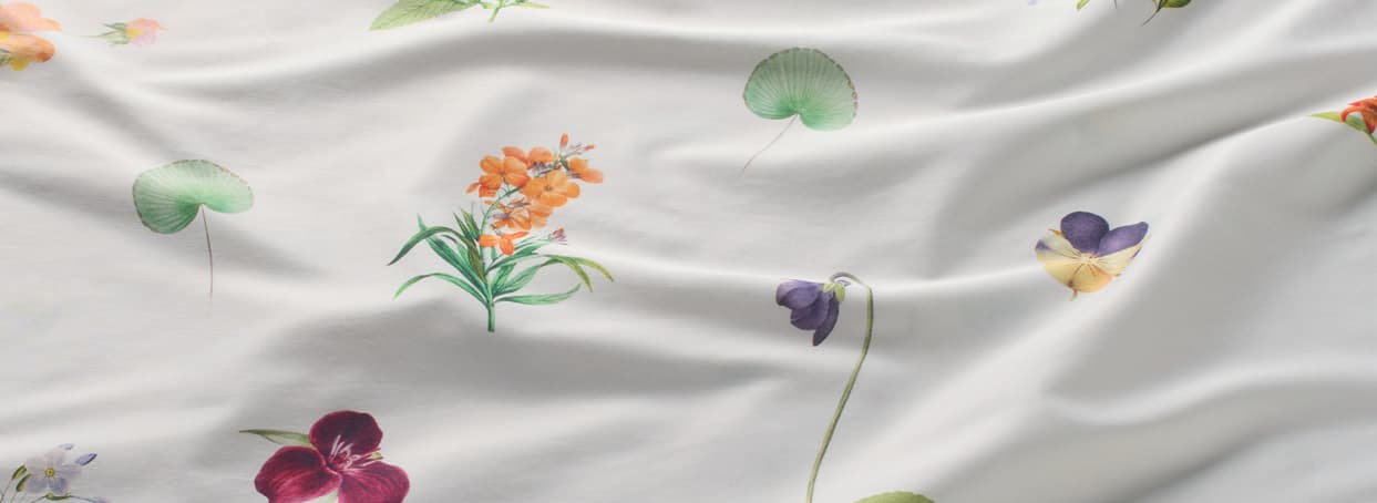 Bettwäsche Bed Art S – Zarte Frühlingsblüten