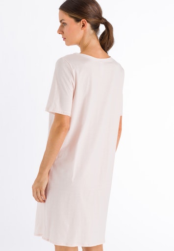 HANRO_Basic_Nachtwaesche_Damennachthemd_Cotton_Deluxe_071334_077953 Rückseite Nightdress COTTON Deluxe in Zartrosa