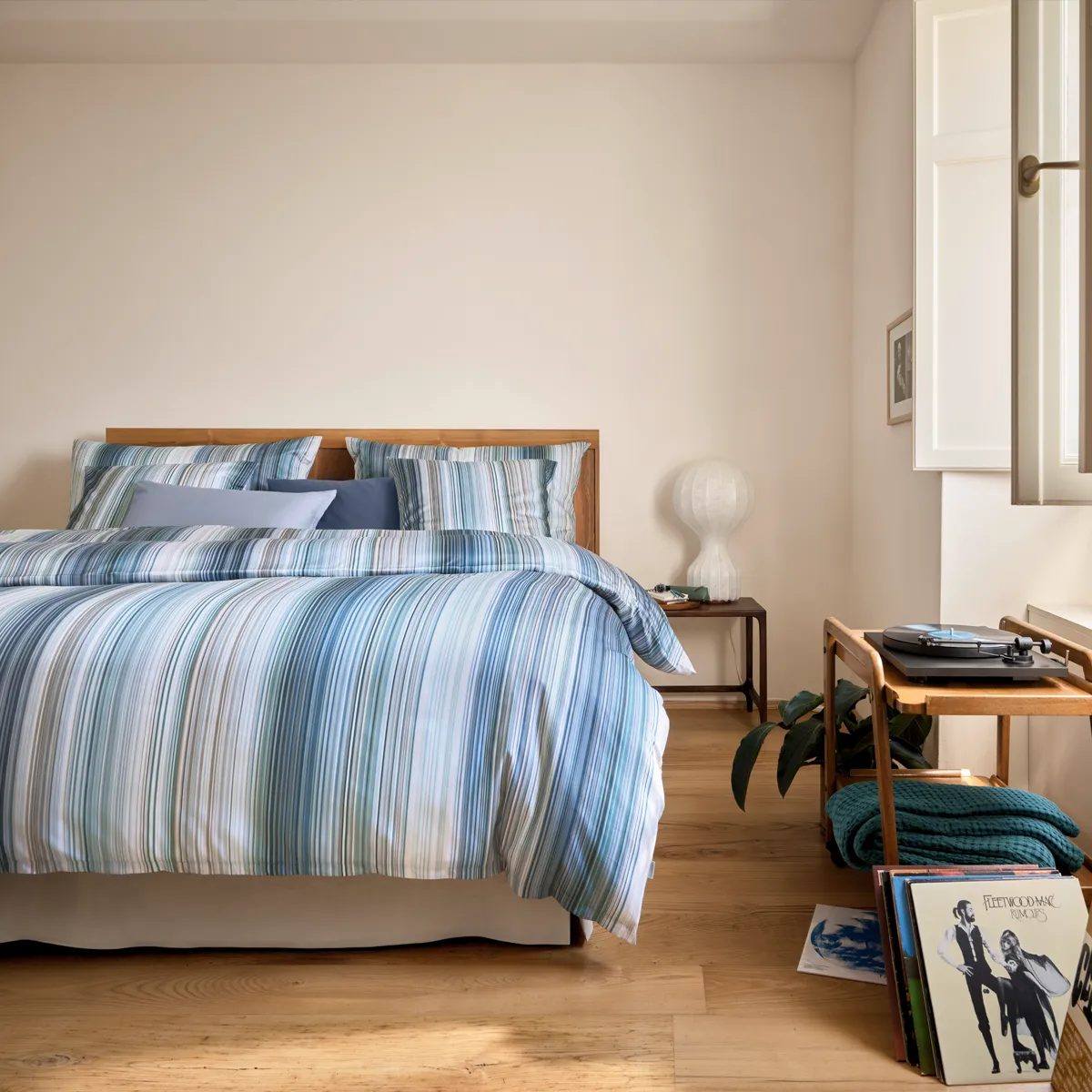 Loris – Feine Streifen in moderner Farbvielfalt